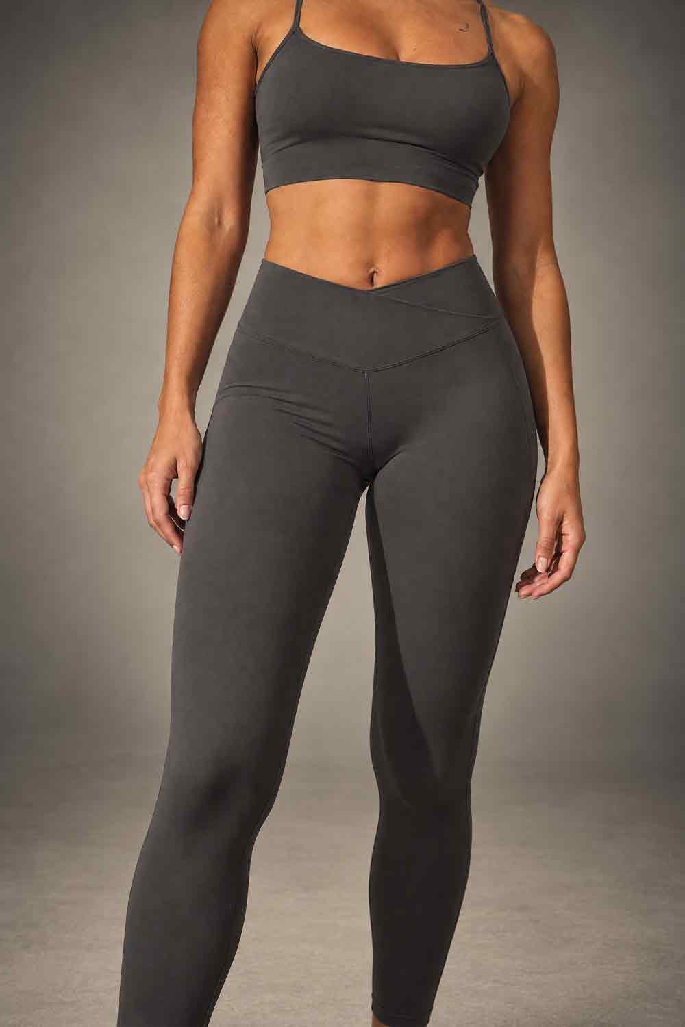 Form Luxe Sports Bra - Charcoal