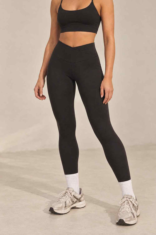 Form Luxe Leggings – Black