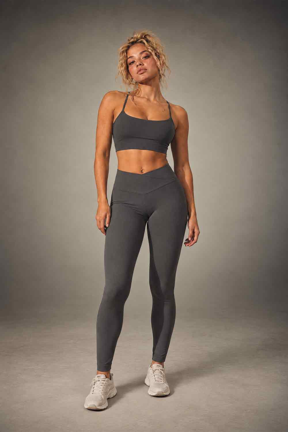 Form Luxe Leggings – Charcoal