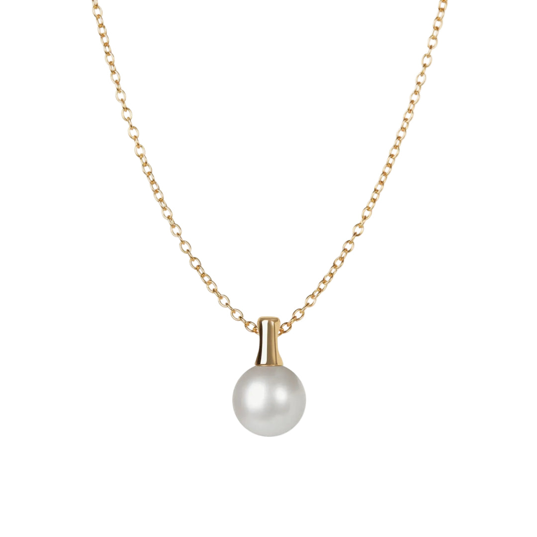 Pearl necklace with gold chain on a white background